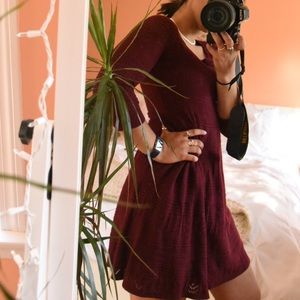 MAROON AMERICAN EAGLE SWEATER DRESS